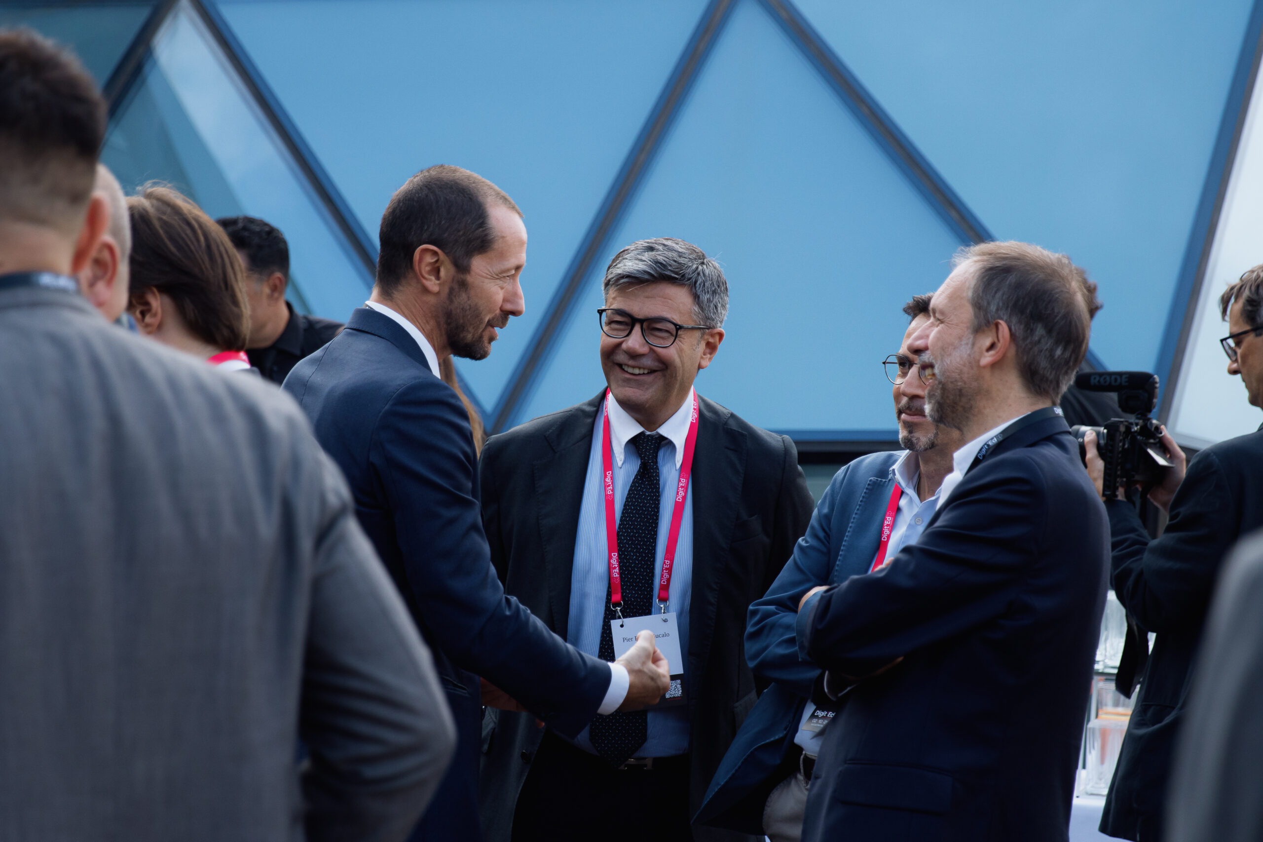 Persone in Terrazza La Lanterna, Roma - Digit'Ed Fast Forward 2024